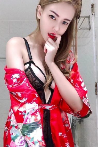 Dearna- Johor Bahru Escort
