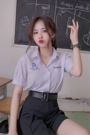 Ninew- Johor Bahru Escort