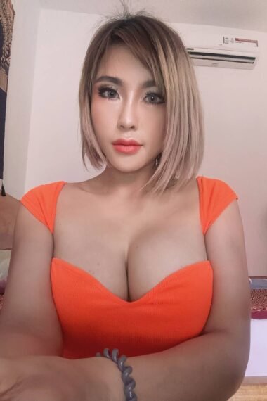 PARTY- Johor Bahru Escort