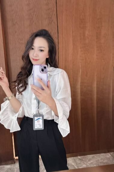 千千- Johor Bahru Escort