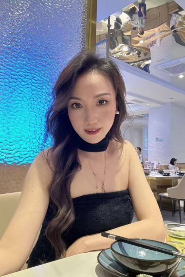 千千- Johor Bahru Escort