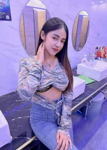 Aom - Johor Bahru Escort