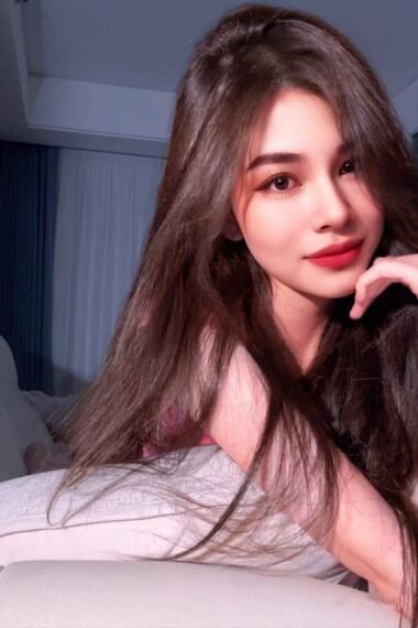 Snow- Johor Bahru Escort