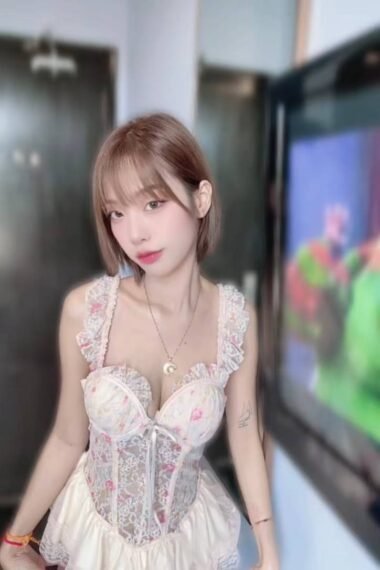 Yenly- Johor Bahru Escort