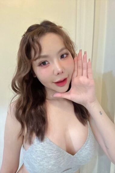 Ploy- Johor Bahru Escort