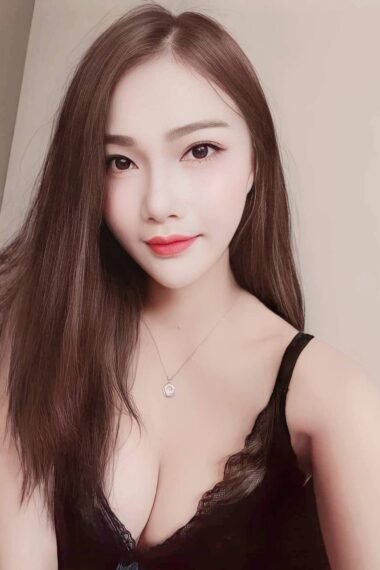 Apple- Johor Bahru Escort