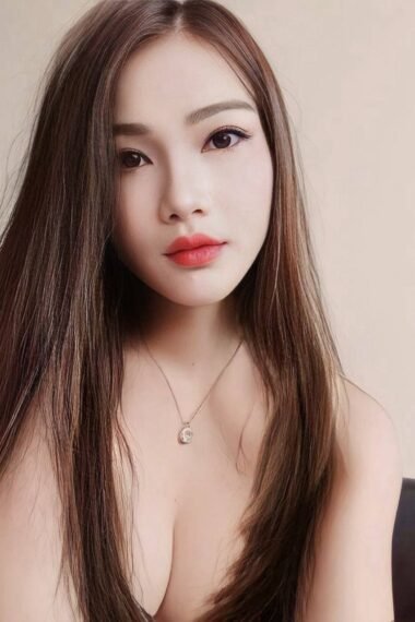 Apple- Johor Bahru Escort