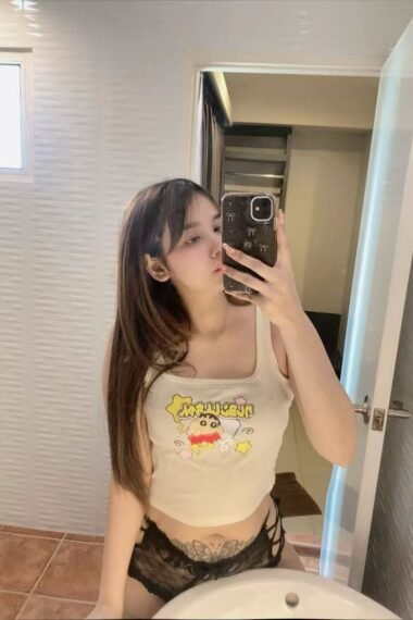 APPLE- Johor Bahru Escort